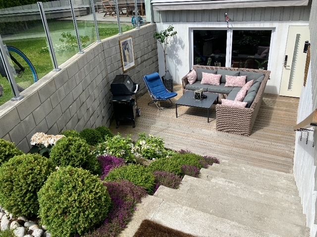 Selgers egne sommerbilder fra hage og uteplasser