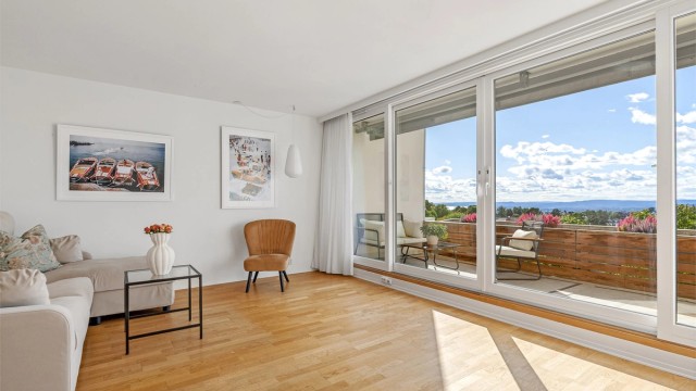 Velkommen til Grefsenkollveien 12E, en flott 5-roms leilighet med svært god intern beliggenhet! Foto: Hanne Bruland