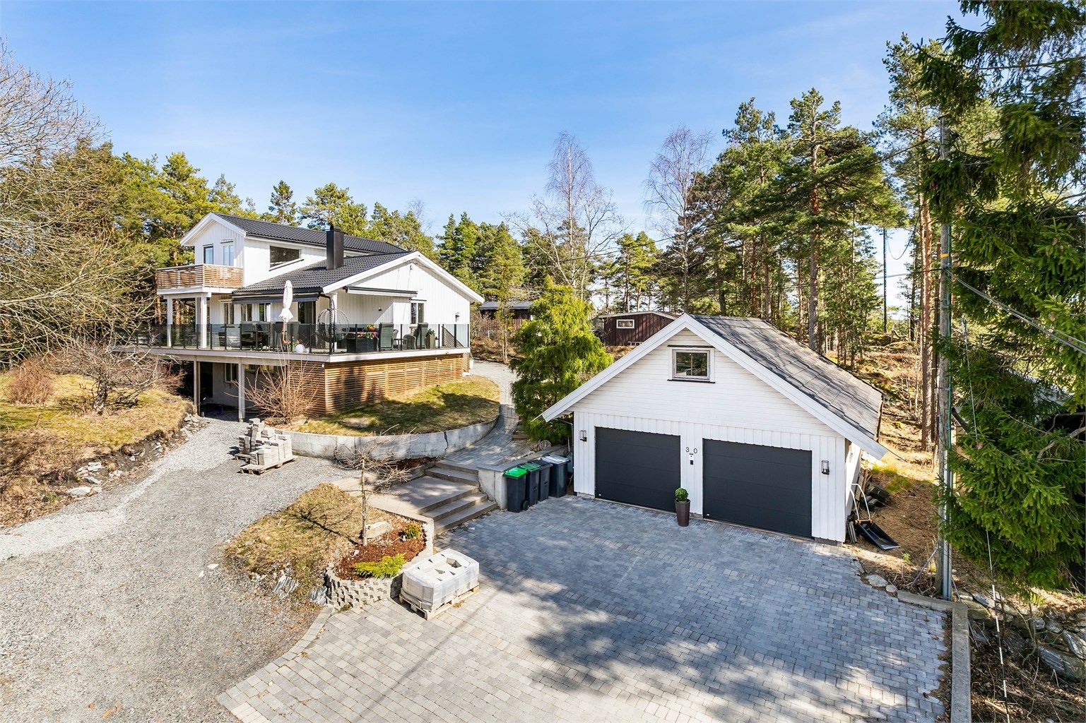 Medgårdskogen 30 presenteres av Krogsveen.
Fotograf; Børge Oppegård.