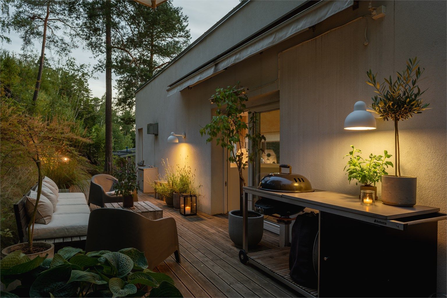 På attraktive Blommenholm ligger boligen til, med korte avstander til barnehager, skoler og flotte rekreasjonsområder 