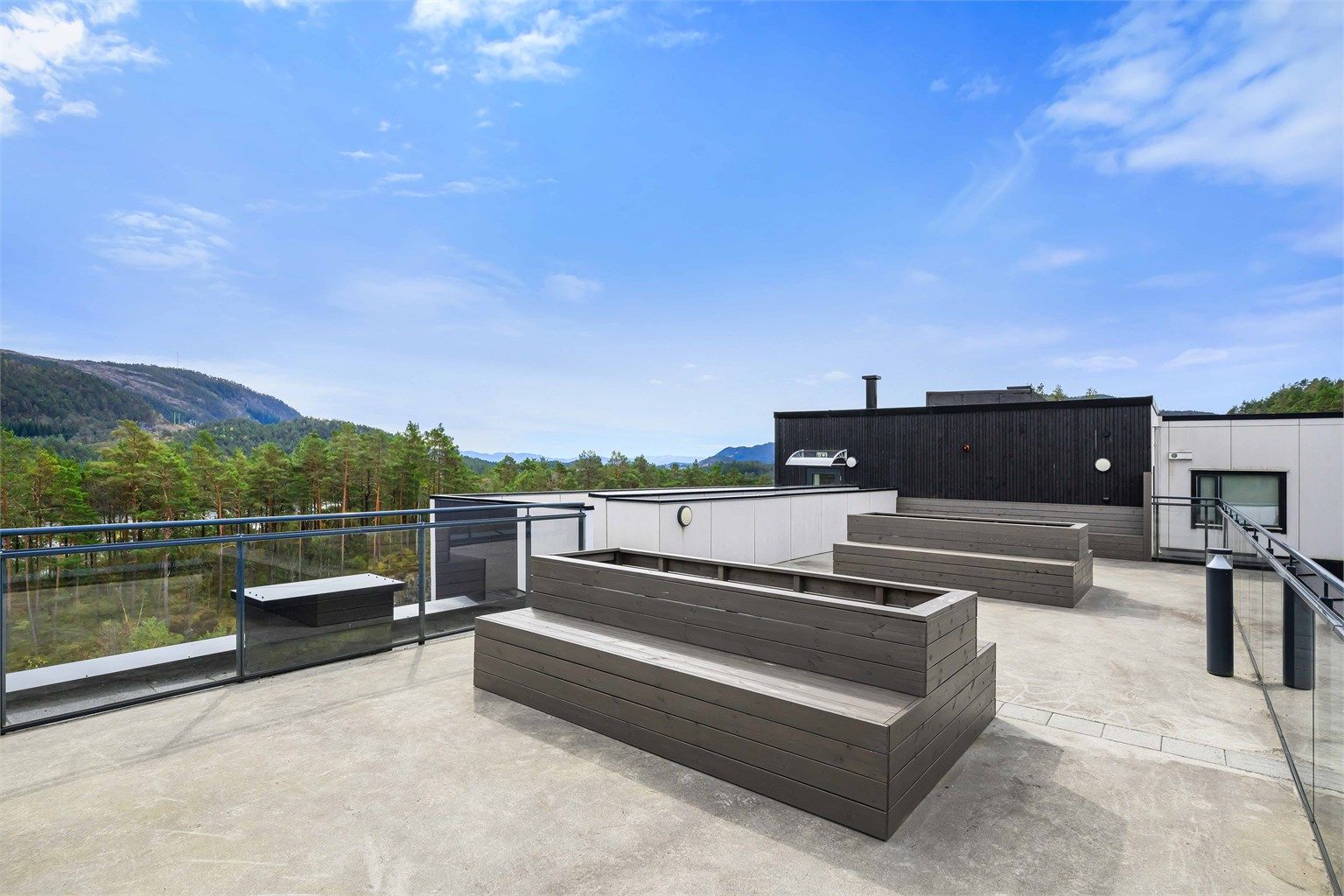 Felles stor takterrasse