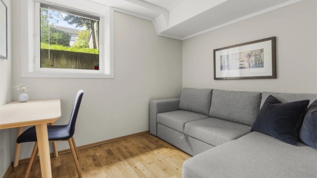 Soverom 2 innredet som gjesterom / kontor