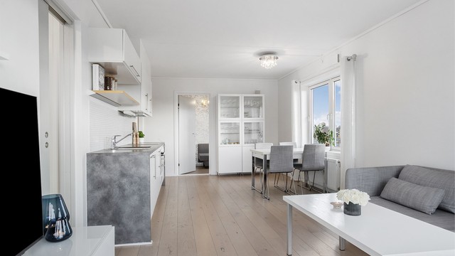 Spisestuen kan plasseres i praktisk tilknytning til kjøkkenet.