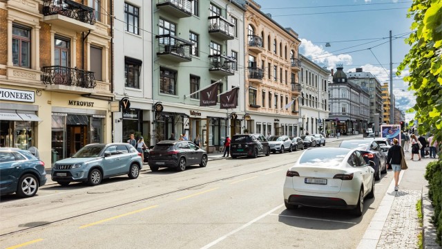 Valkyrien Senter i gangavstand, med spesialkonsept, Vinmonopol, Kaffebrenneriet, moderne food court og unike butikker.