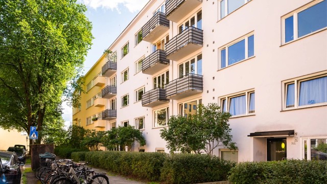 Inngangsparti mot gaten