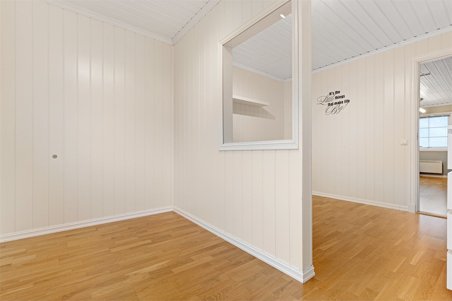 Dette gir rommet flere bruksmuligheter, som for eksempel kontor og gjesterom.