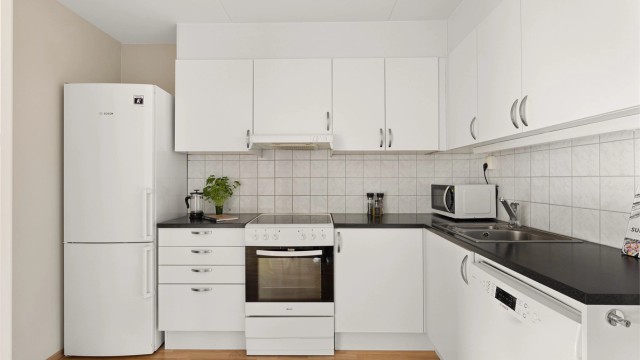 Her har du god kommunikasjon med gjestene mens middagen lages.