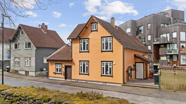 Mats Sandstøl v/Krogsveen eiendom har gleden av å presentere Veritasveien 10B! Foto: Martin Nordbø.