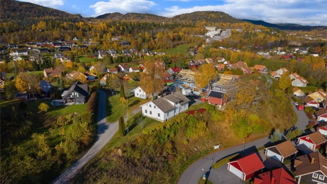 Neslia 46B, også kjent som våningshuset på tidligere Nordre Nes gård, som er en av Bærums første registrerte gårder