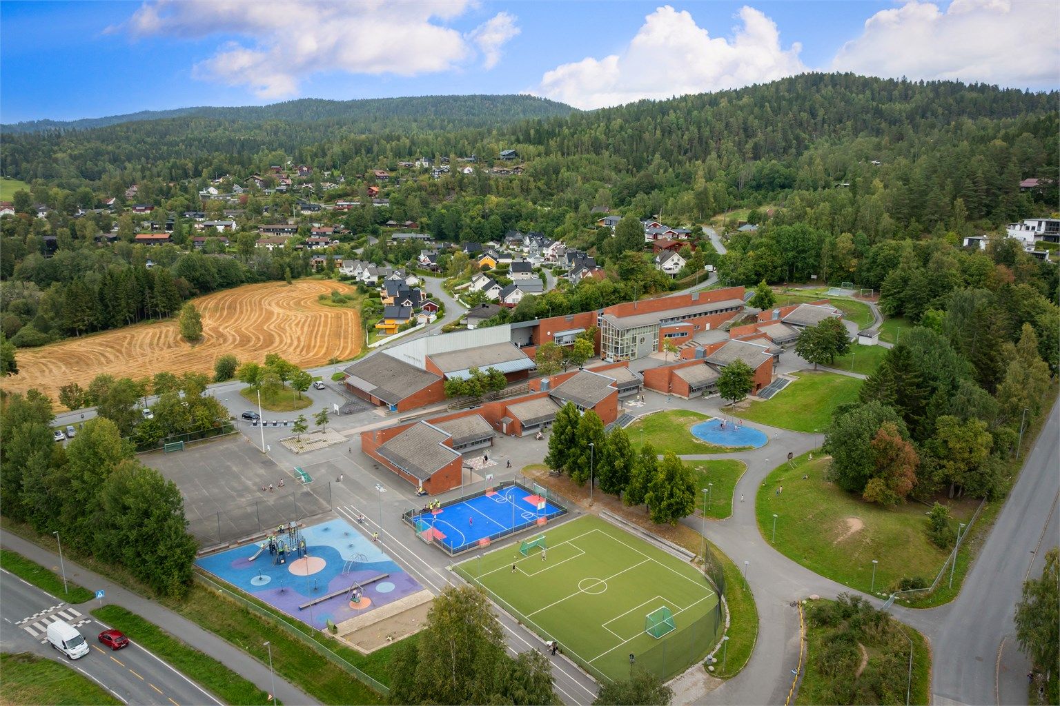 Meget kort vei til Anna Krefting barneskole