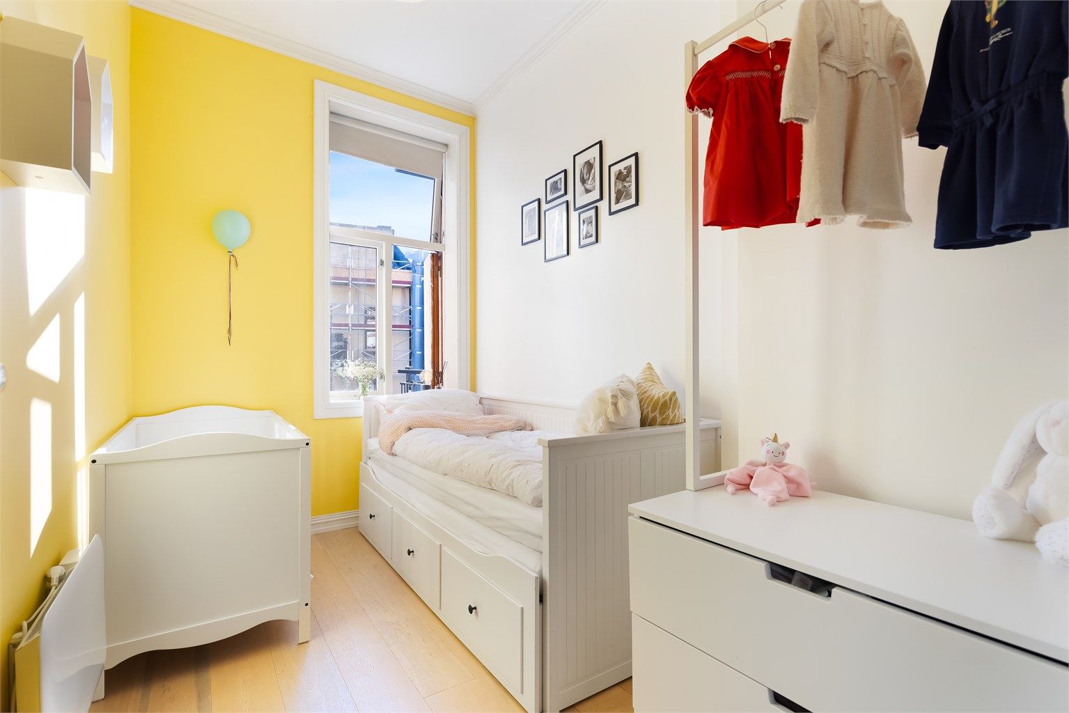 Rommene egner seg også godt som barnerom, kontor eller gjesterom.