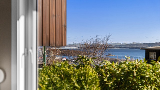 Herlig utsikt fra soverom nr 3.