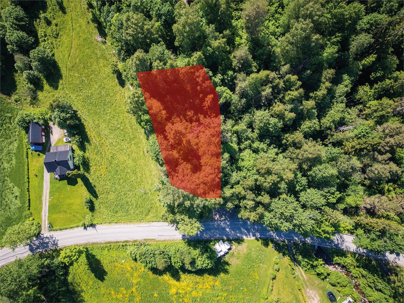Maksimalt tillatt utnyttelsesgrad på boligeiendommer 25% BYA.