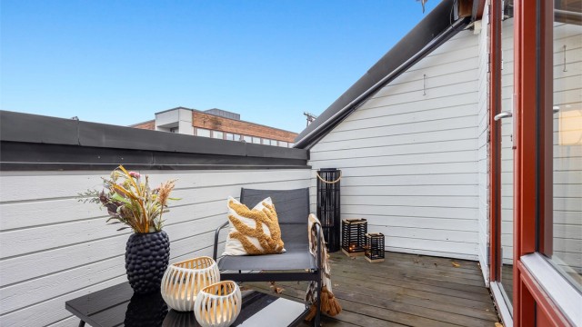 Emir Mekic v/ Krogsveen har gleden av å presentere Larviksgata 10B! Foto: Christian Christensen / Christensen Fotolink