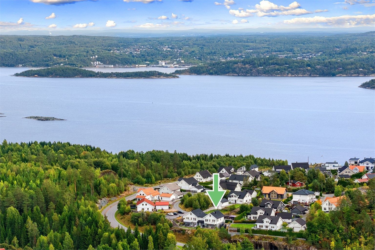 Oslofjorden er kun få minutter gange unna 
