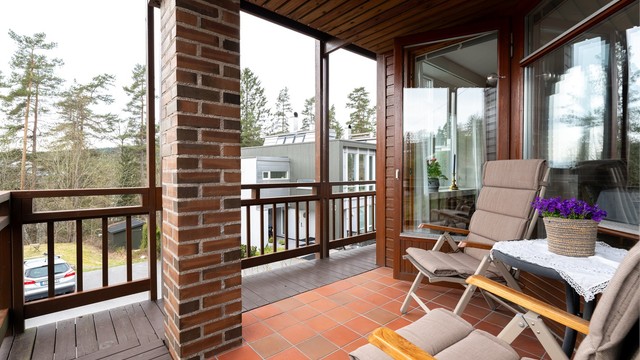 Balkong i underetasje.