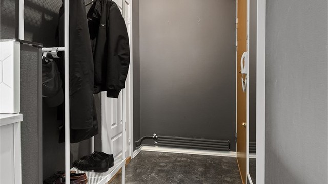 Vannbåren oppvarming via radiatorer i leiligheten