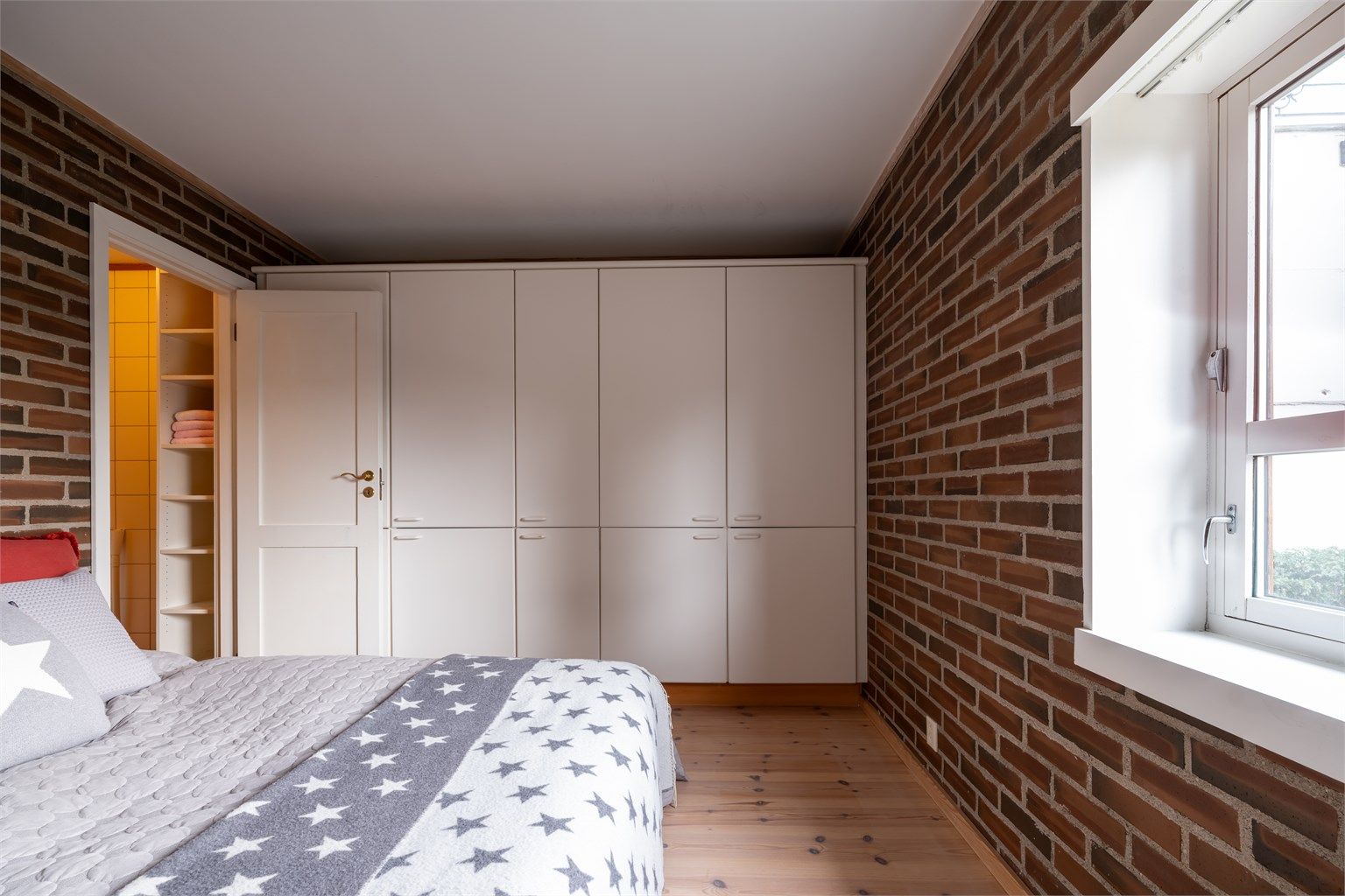 Soverom i underetasje.