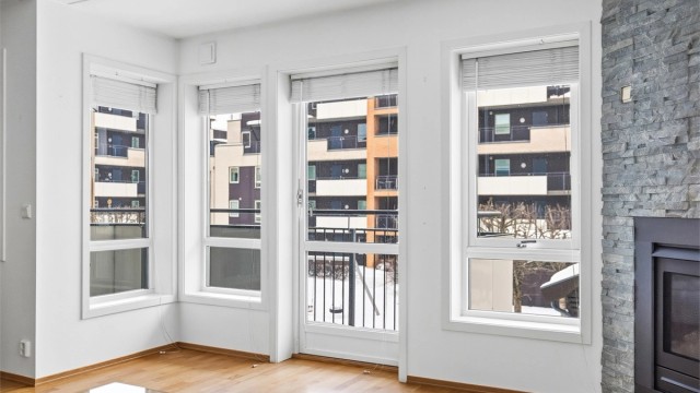 Fra stuen er det utgang til balkong