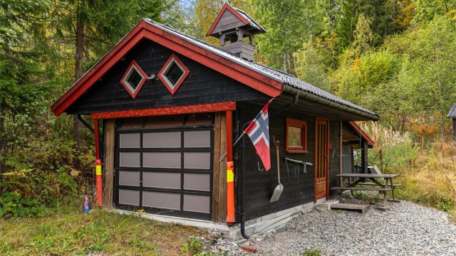Garasje på fjellet er en luksus. (ikke omsøkt)