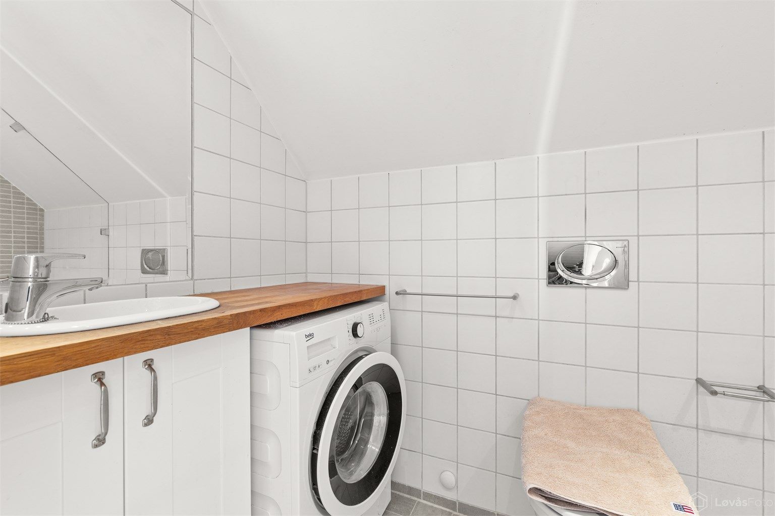 Bad fra 2006 med opplegg for vaskemaskin