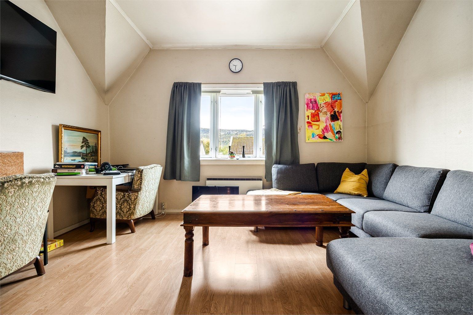2-roms eierleilighet beliggende i et attraktivt og populært boligområde på Åssiden. Fotograf: Stine Prøitz Jørgensen.  