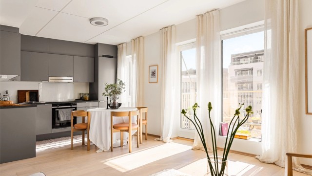 Morten Frølich v. Eiendomsmegler Krogsveen presenterer Rolf Hofmos gate 4. Foto: Glenn Pettersen v. Fotostallen