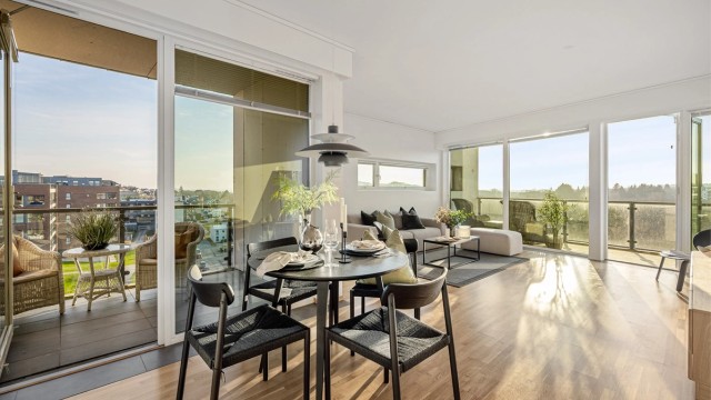 Velkommen til denne fine topp-og endeleiligheten i Madlastokken 3