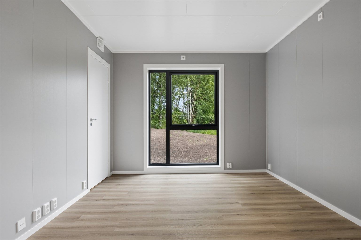 Bilde fra ferdigstilt 2-roms. (Hus 3 som er utsolgt).  