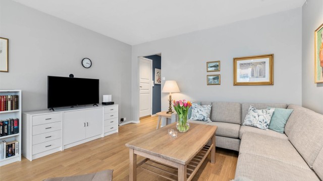 God plass til en egen TV-krok i stuen.