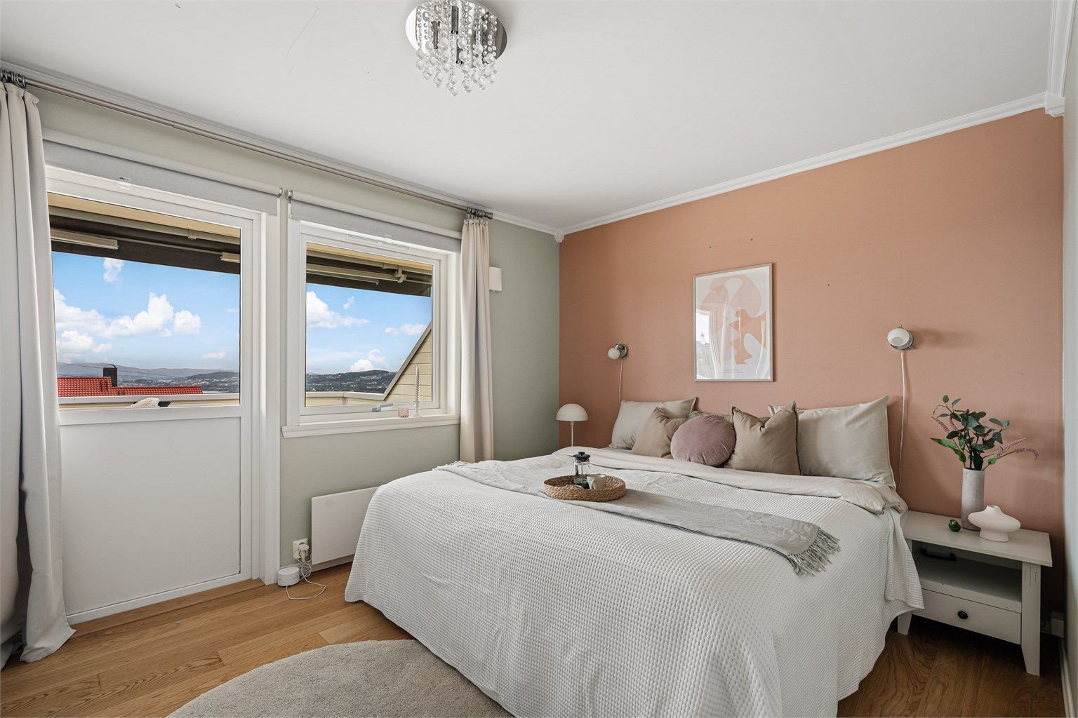 Hovedsoverom med flott utsikt