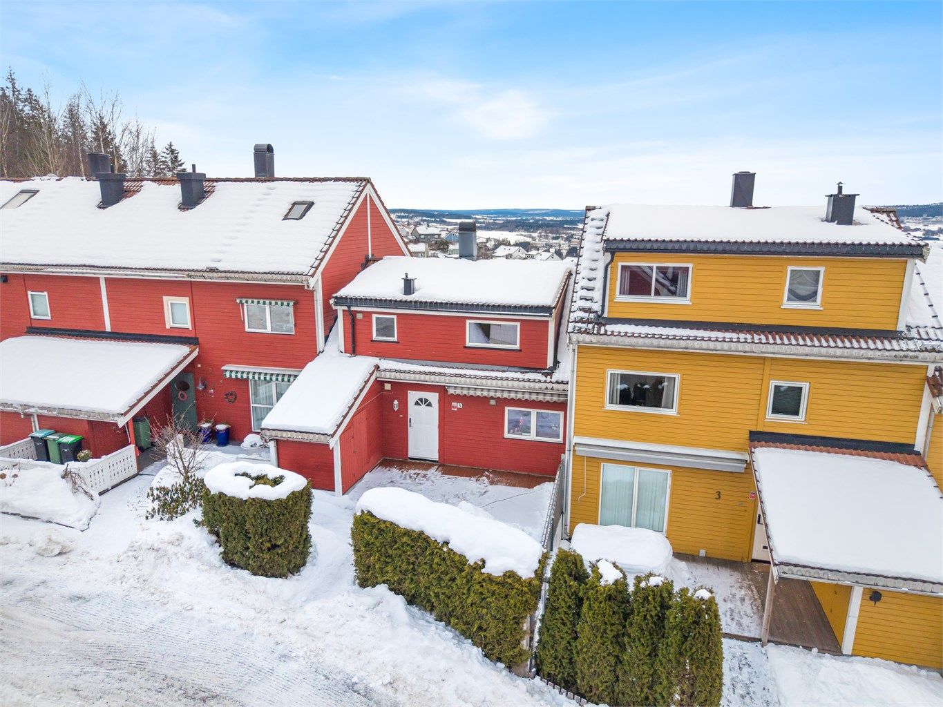 Eiendomsmegler Krogsveen v/ Madeleine Johnsen Thune har gleden av å presentere Jutulveien 5!