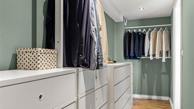 Walk-in garderobe.