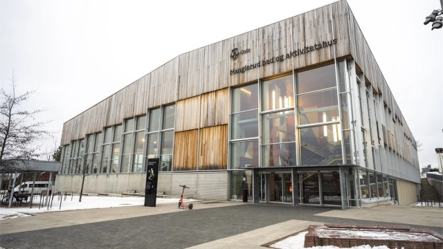 Nye Manglerud bad ligger et steinkast unna.