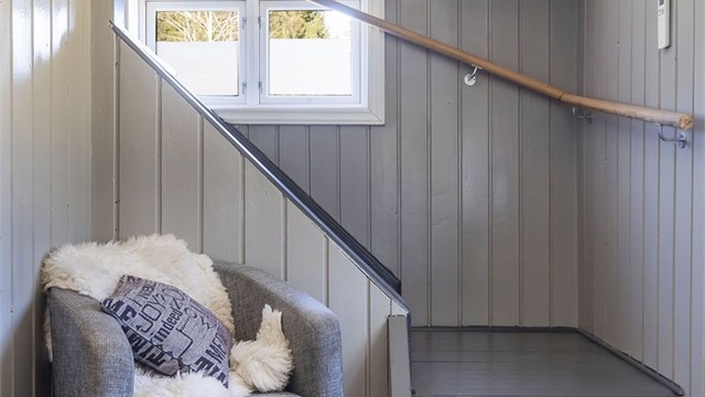 Trappeoppgang og varmepumpeplassering.