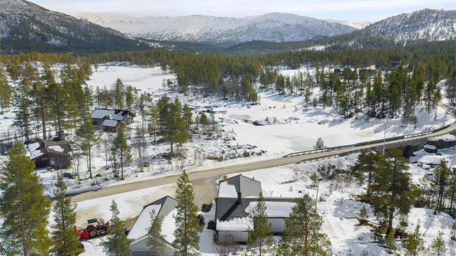 - Velkommen til Løyningsvegen 21 -