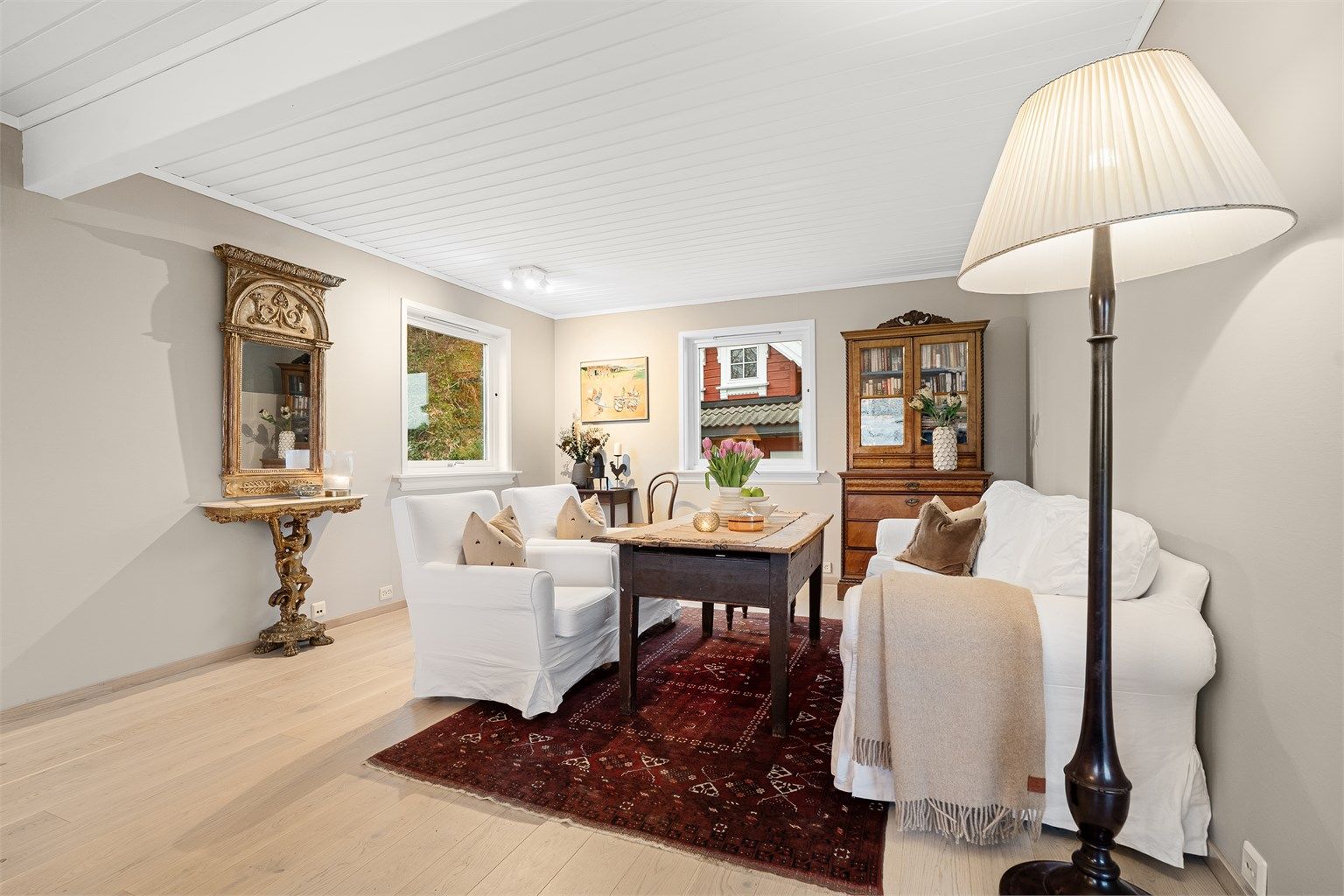 I opprinnelige tegninger har dette vært adskilt og tiltenkt som et soverom. 