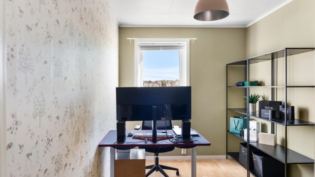 Det tredje soverommet egner seg godt som barnerom, gjesterom eller hjemmekontor.