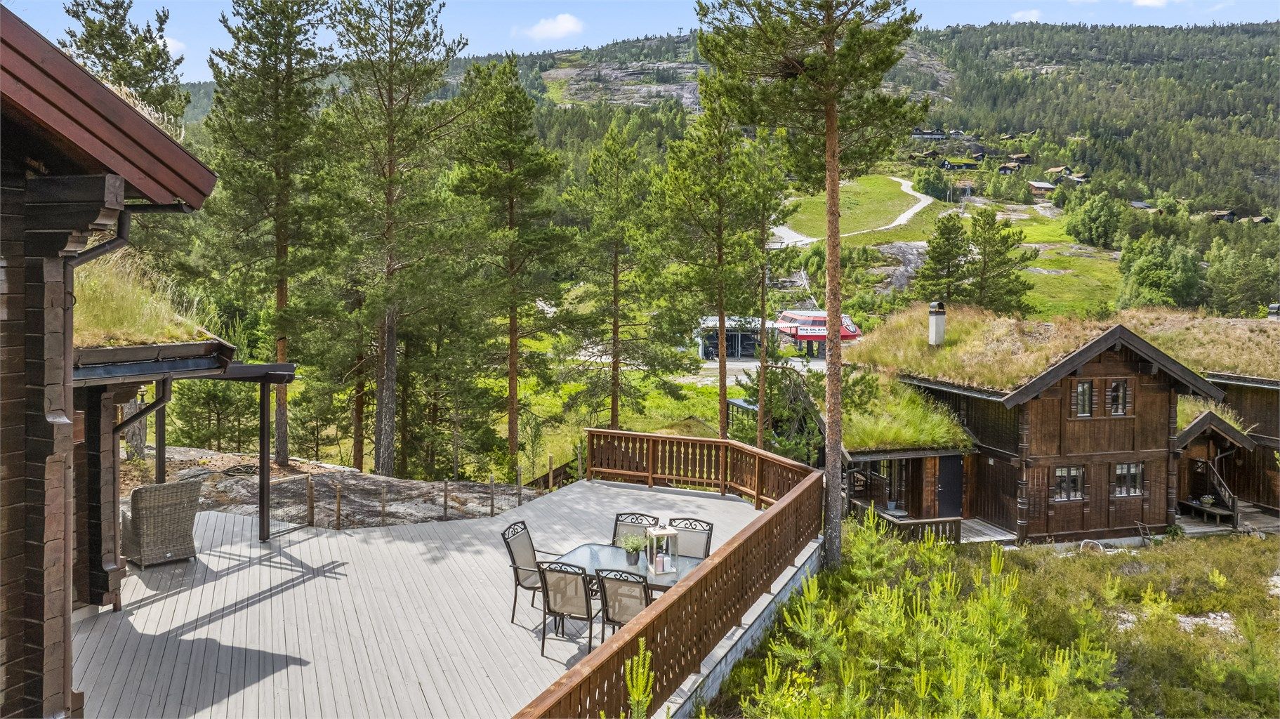 Her har du 95 kvm med terrasse som du kan boltre deg på.