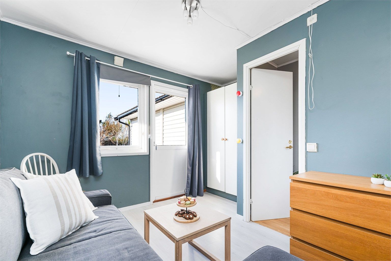 Herfra er det tilkomst til en adskilt platting