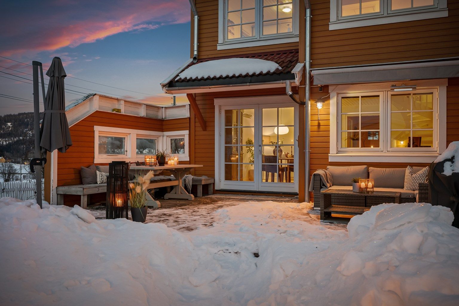 Velkommen til Johnsrudgata 38 - en attraktiv familiebolig i rolige Lommedalen