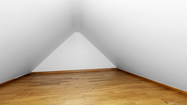 Hemsen gir verdifull ekstra oppbevarings- og lagringsplass.