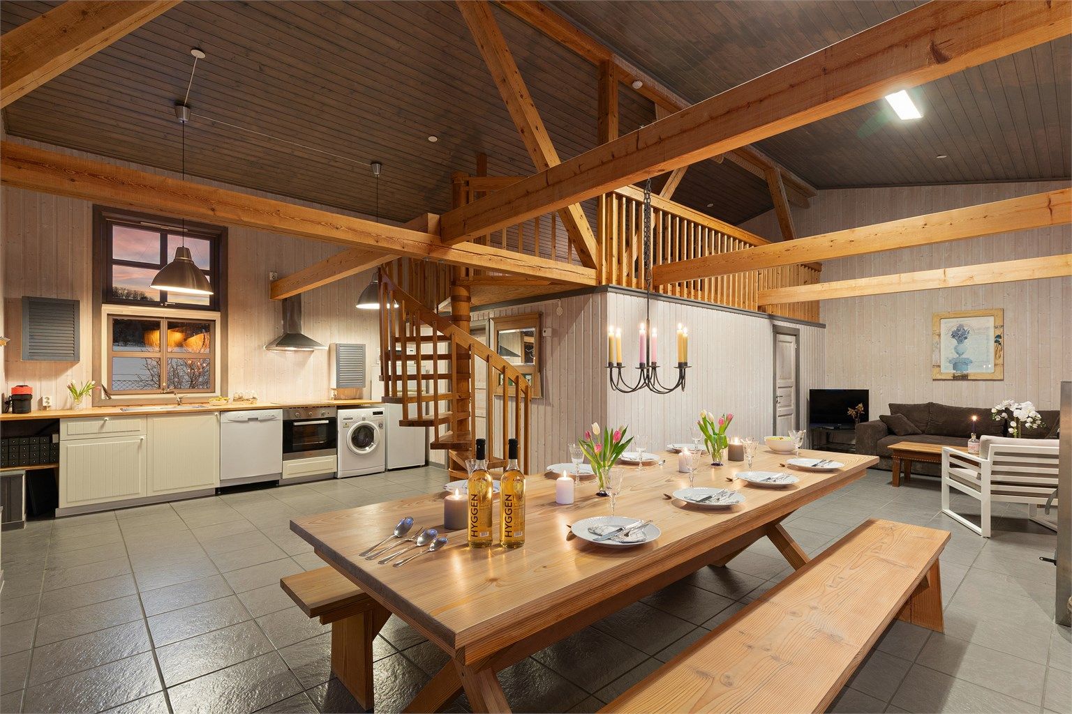 Atelieret er et herlig samlingsted - kjøkken er ikke byggemeldt 