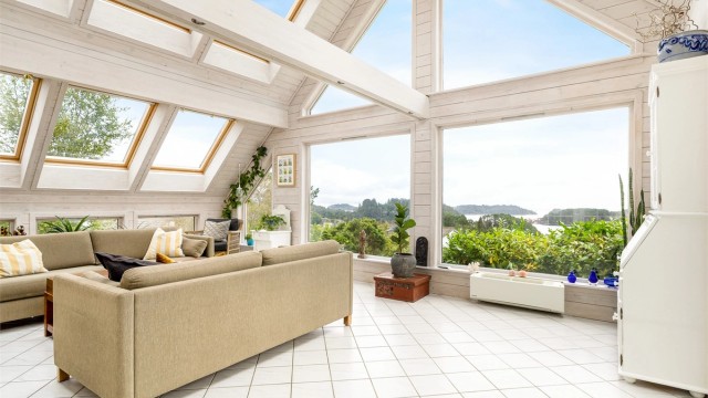 Velkommen til Lindevika 55 v/ Bente Storebø Østervold - Krogsveen