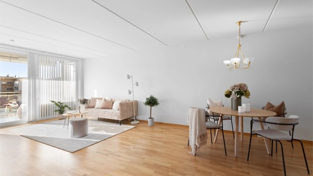 God plass til sofagruppe og spisebord