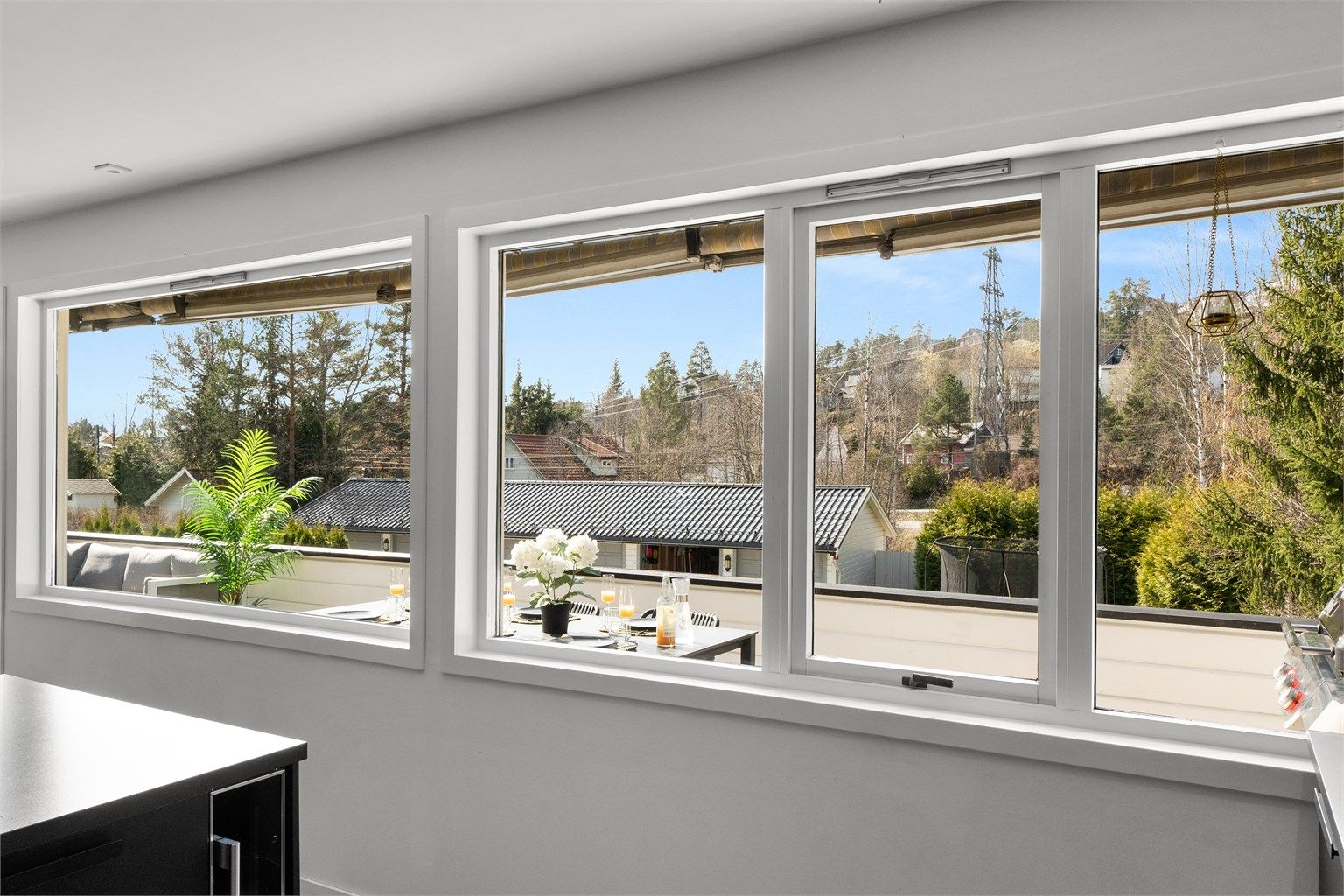 Store vindusflater gir meget gode lysforhold