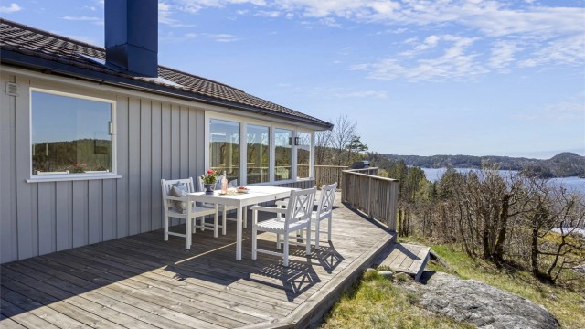 Et perfekt sted for utendørs måltider med familie og venner.