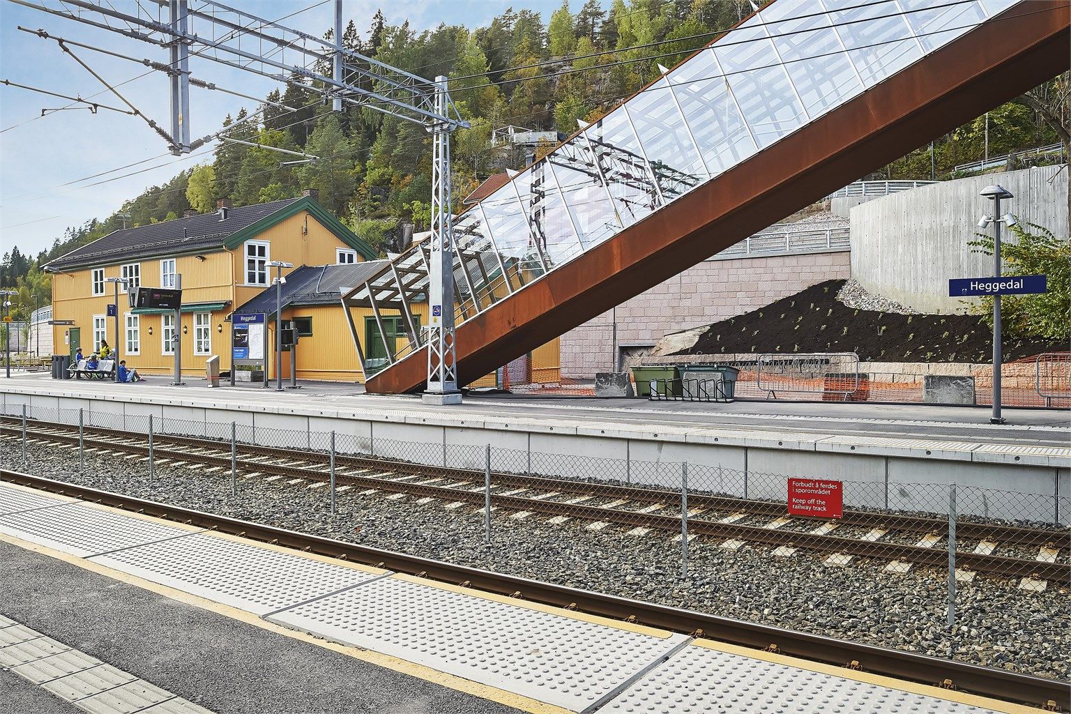 Heggedal togstasjon med hyppige avganger retning Asker/Oslo