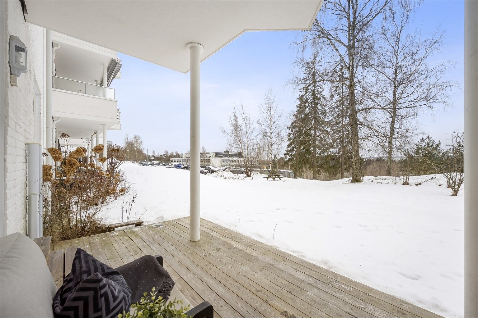 Boligen ligger flott til på Oppsal, uten Gjenboere med og fine fellesarealer like utenfor. Foto: Martine Eren Jacobsen