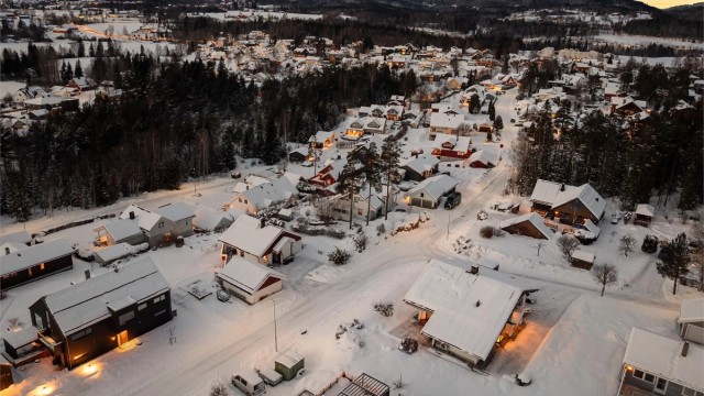 Kort vei til Kjekstadmarka som byr på flotte turmuligheter sommer som vinter.